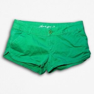April Girl Green Twill Shorts Size 7 Juniors Low Rise Casual Summer Chino Shorts